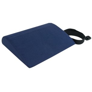 Kuddens mått är 25x28 cm.